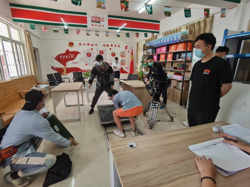 追星女孩心理学分析报告：开江县广告片拍摄公司揭秘饭圈应援式传播逻辑
